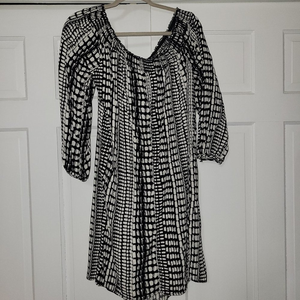 Ava and Viv Black and white dress x